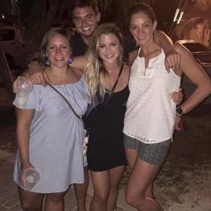 Meet your Posher, Arin